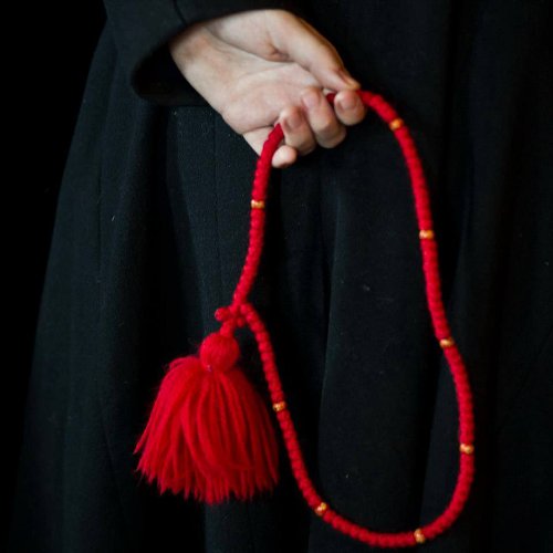 Using a Prayer Rope in Prayer